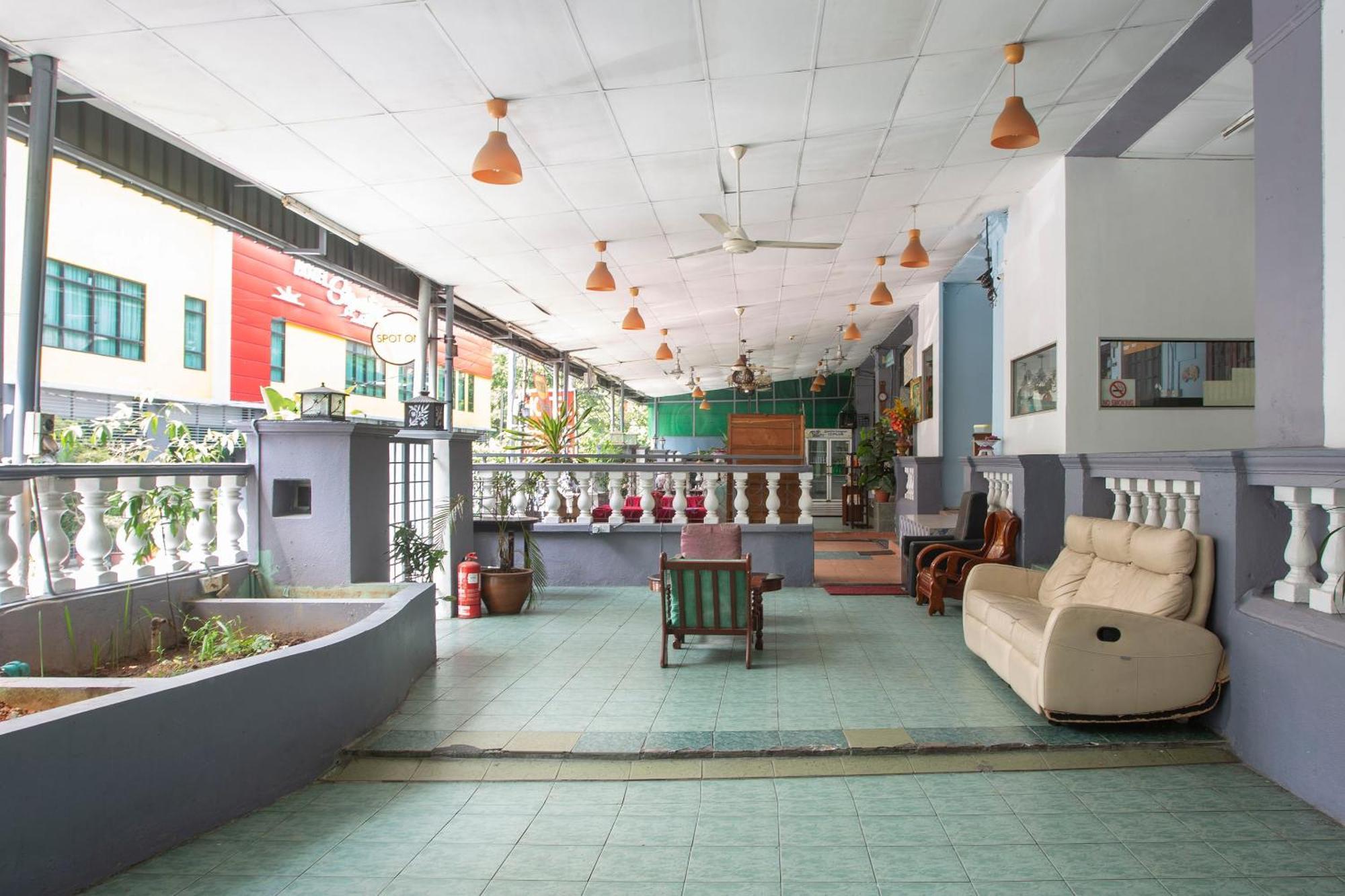 Spot On 90137 Casavilla Hotel Pudu กัวลาลัมเปอร์ ภายนอก รูปภาพ